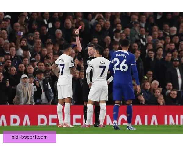 乌多吉左路防守坚固进攻活跃频频送出关键助攻